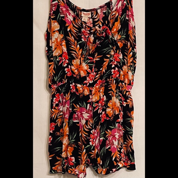 Floral print Romper - Picture 1 of 2